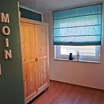 度假居 In With Swimming Pool